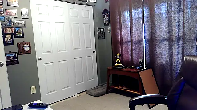 Snapshot of nobledad chatting on 12.22.25 nobledad online show from 12.22.25