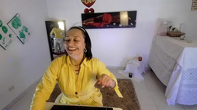 lollita 23  online show from 05.05.26