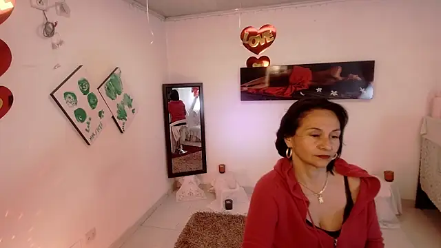 lollita 23  online show from 05.06.26