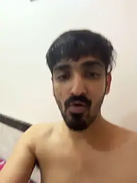 Snapshot of hornyguy271192 chatting on 02.08.26 hornyguy271192 online show from 02.08.26