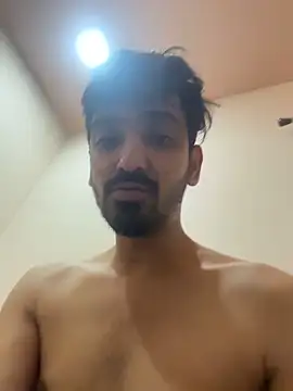 Snapshot of hornyguy271192 chatting on 02.08.26 hornyguy271192 online show from 02.08.26