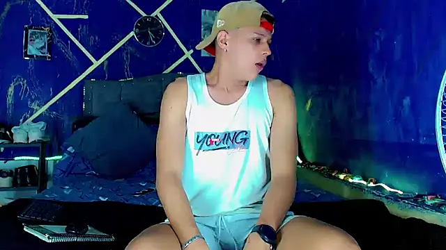 Liamscott  online show from 07.22.26