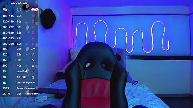 Snapshot of Jessica_smith_1 chatting on 11.25.25 Jessica smith 1 online show from 11.25.25