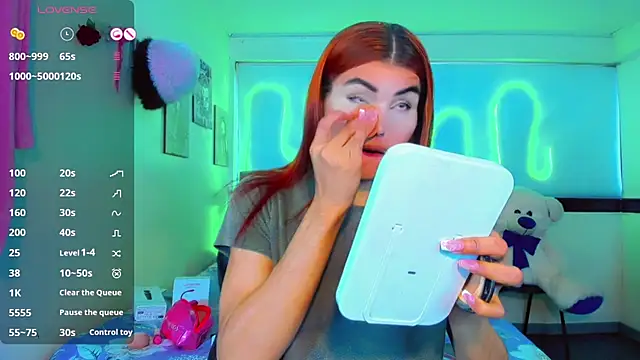 Snapshot of Jessica_smith_1 chatting on 12.20.25 Jessica smith 1 online show from 12.20.25