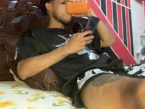 tanned boy online show from 04.10.26