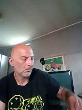 tinybear79 online show from 05.28.26