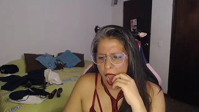 LucifernandaSw online show from 05.14.26