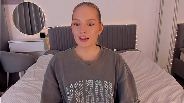 CassieRayss online show from 01.15.26