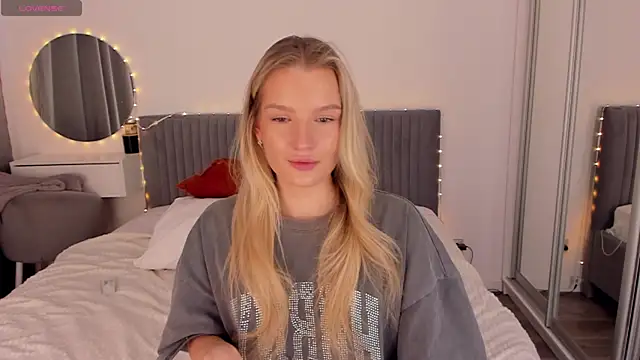 CassieRayss online show from 05.02.26