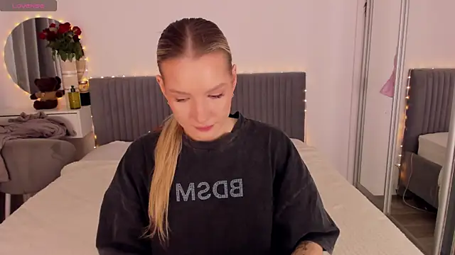CassieRayss online show from 06.14.26