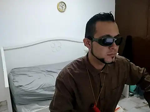 Yeye25199 online show from 02.15.25