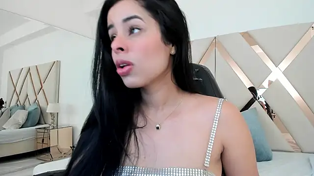 Snapshot of emma_castilloo chatting on 02.16.26 emma castilloo online show from 02.16.26