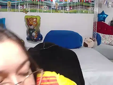 Angela 18honey online show from 07.04.26