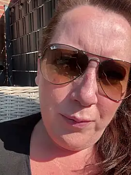 xsexycurvymilf online show from 03.10.25