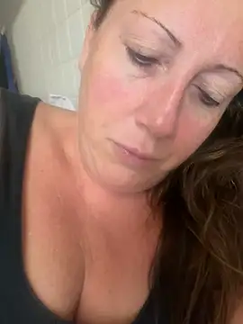 xsexycurvymilf online show from 08.02.26