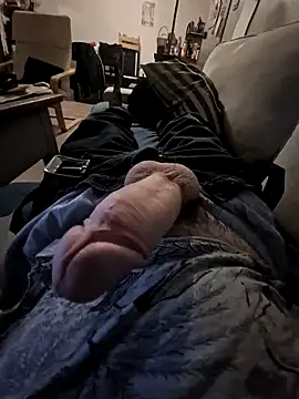 Snapshot of MarkBigDick35 chatting on 12.10.24 MarkBigDick35 online show from 12.10.24