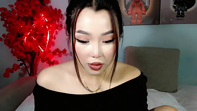 Snapshot of ichiben chatting on 10.02.25 ichiben online show from 10.02.25