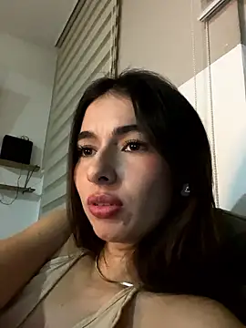Snapshot of Coralinee_01 chatting on 06.08.26 Coralinee 01 online show from 06.08.26