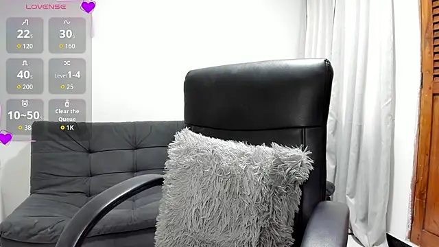 Snapshot of MerySummer chatting on 02.19.26 MerySummer online show from 02.19.26