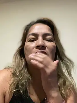 Snapshot of Jlo_69 chatting on 03.01.25 Jlo 69 online show from 03.01.25