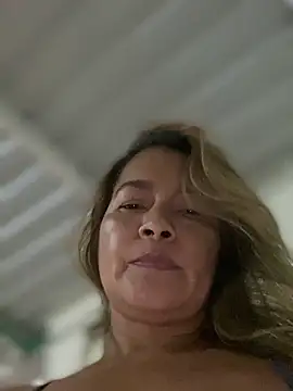 Snapshot of Jlo_69 chatting on 03.05.25 Jlo 69 online show from 03.05.25