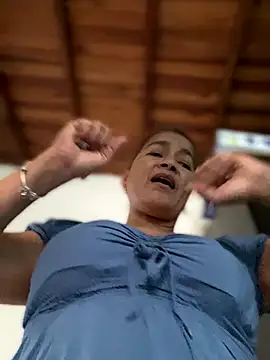 Snapshot of Jlo_69 chatting on 10.01.25 Jlo 69 online show from 10.01.25