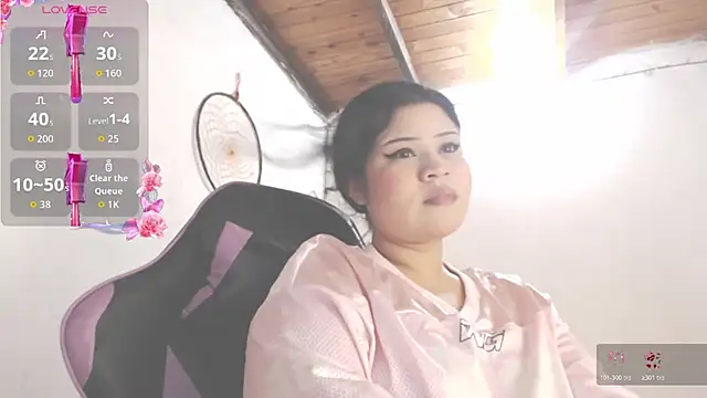 Snapshot of Amara18_ chatting on 02.05.26 Amara18 online show from 02.05.26