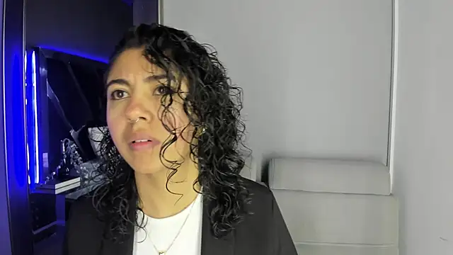 Amareto  online show from 01.11.26