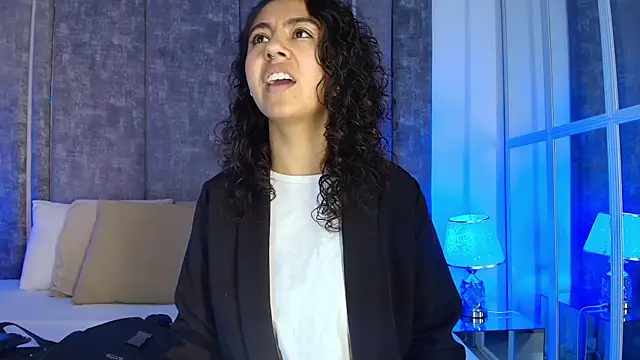 Amareto  online show from 07.17.26