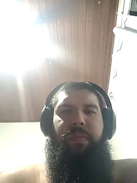 Snapshot of Luksmen chatting on 03.11.26 Luksmen online show from 03.11.26