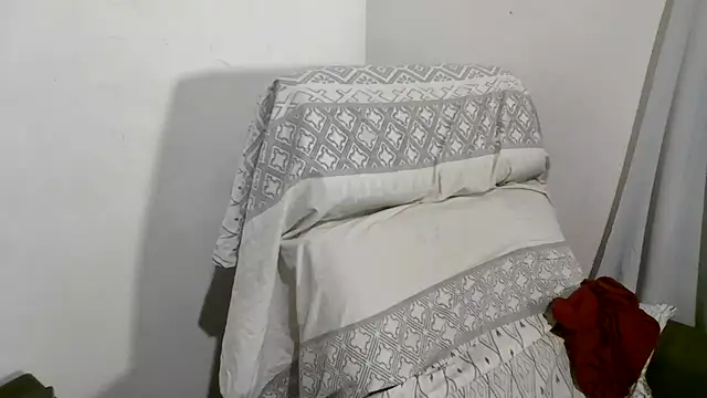 Snapshot of Luksmen chatting on 03.28.26 Luksmen online show from 03.28.26