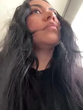 PetitLumiere online show from 02.08.25