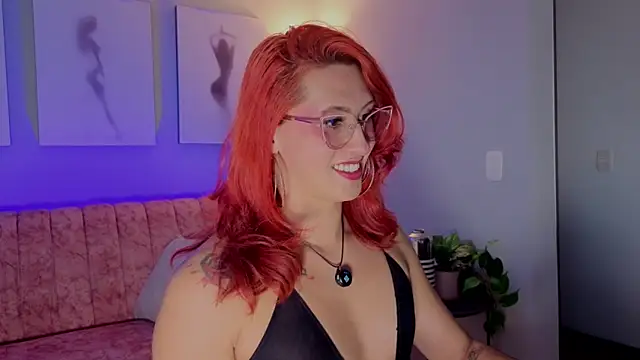 Juliana Saenzz online show from 11.12.25