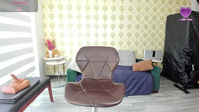 Snapshot of _angelina_class_7 chatting on 05.22.26 angelina class 7 online show from 05.22.26
