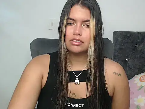 Snapshot of sweetkitty_16 chatting on 02.12.26 sweetkitty 16 online show from 02.12.26