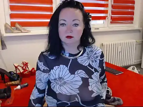 Alexie33 online show from 02.21.25