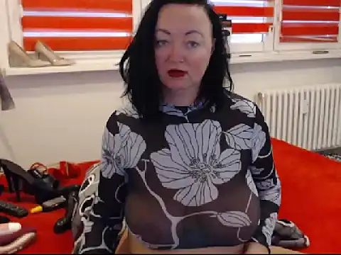 Alexie33 online show from 02.28.25