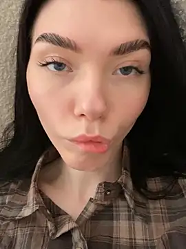 Snapshot of Lisaaa_Alisa chatting on 03.17.25 Lisaaa Alisa online show from 03.17.25