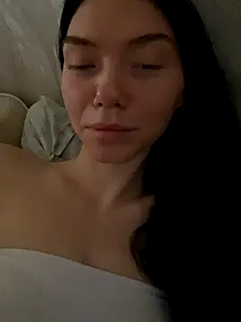 Snapshot of Lisaaa_Alisa chatting on 09.30.25 Lisaaa Alisa online show from 09.30.25