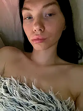 Snapshot of Lisaaa_Alisa chatting on 10.06.25 Lisaaa Alisa online show from 10.06.25