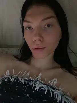 Snapshot of Lisaaa_Alisa chatting on 10.07.25 Lisaaa Alisa online show from 10.07.25