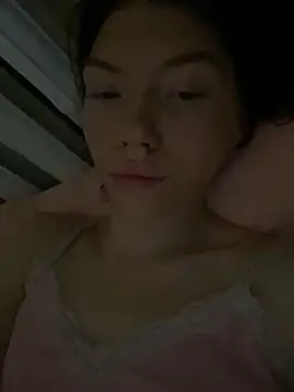 Snapshot of Lisaaa_Alisa chatting on 10.18.25 Lisaaa Alisa online show from 10.18.25