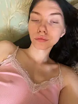 Snapshot of Lisaaa_Alisa chatting on 10.20.25 Lisaaa Alisa online show from 10.20.25