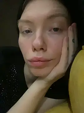 Snapshot of Lisaaa_Alisa chatting on 12.18.25 Lisaaa Alisa online show from 12.18.25