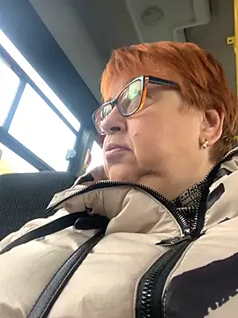 Klio5678 online show from 10.30.25