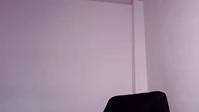 caarlywhitee online show from 04.22.26