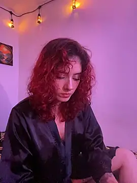 LiliJones  online show from 02.26.25