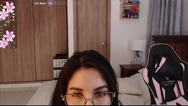 Snapshot of camilita08 chatting on 03.27.26 camilita08 online show from 03.27.26