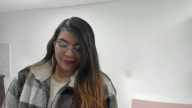 Luna Dumont online show from 03.21.25