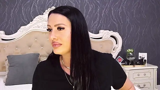 Lauren Saint online show from 04.25.26